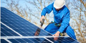 Installation Maintenance Panneaux Solaires Photovoltaïques à Lugan